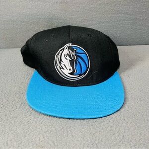Denver Mavericks Mitchell & Ness‎ Black and Blue Snapback Hat